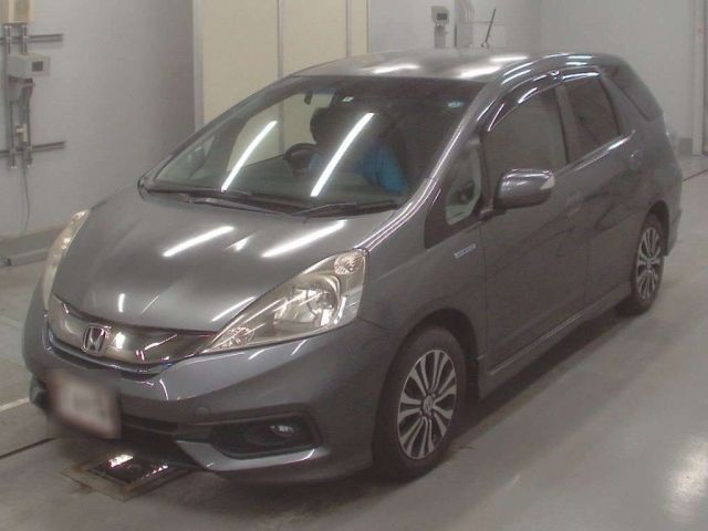 30523 Honda Fit shuttle GP2 2014 г. (CAA Tokyo)